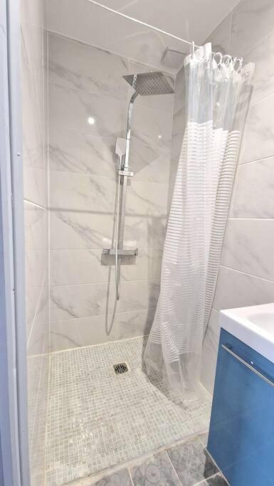 Appartement Hypercentre 301 +Wifi+Independant+ Cuisine Toilette Salle De Bain Privative Valenciennes Extérieur photo